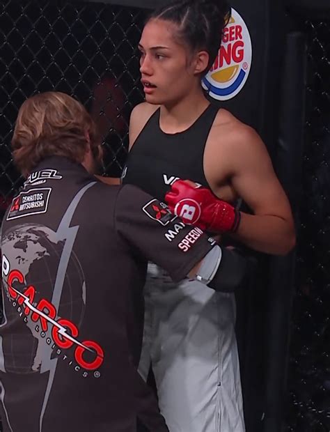 Janay Harding Wardrobe Malfunction At Bellator 233 HD Porn Pics