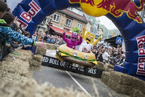 Os Grandes Capotes Do Red Bull Soapbox