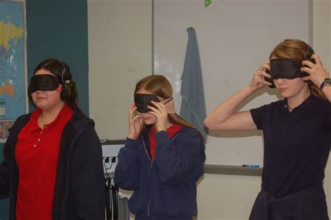 Vista School Students And Staff Simulate Deaf Blindness Gain Empathy