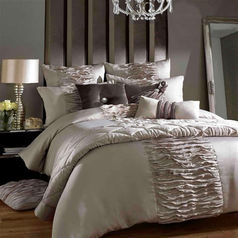 You've finally settled upon a king mattress. King Size Quilt Bedding Sets - Home Furniture Design