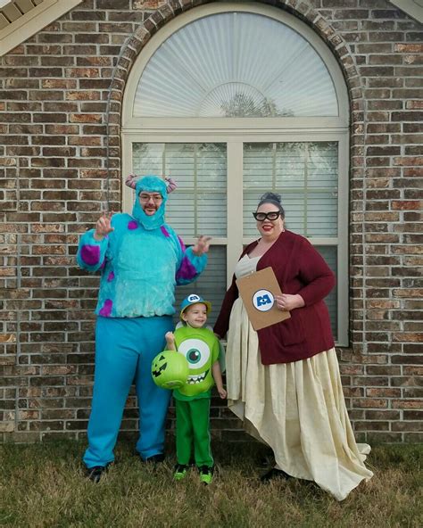 The rest of celia monsters inc diy costume. Monsters Inc. Family costumes | Monsters inc halloween costumes, Family halloween costumes ...