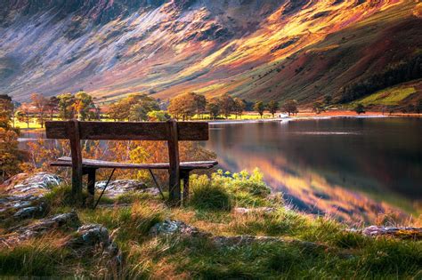 Weitere ideen zu englische landschaft, landschaft, schöne orte. Bench, Buttermere Lake, Lake District, Cumbria, England by ...