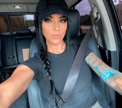 Alex Zedra Biography Of Instagram Model