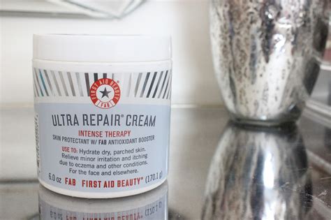 First Aid Beauty Ultra Repair Cream Intense Therapy - a ...