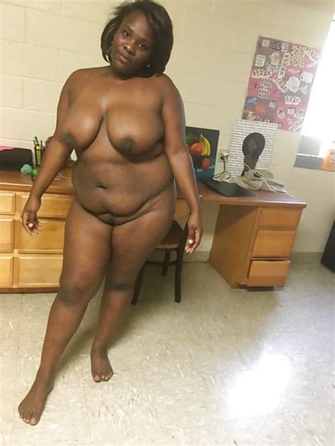 Sex Gallery Black BBW Nude And Barefoot 141541593