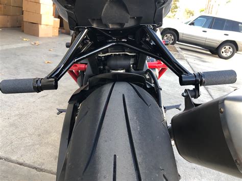 05 gsxr 600 clean title stunt bike, 1 down front sprocket, 60 tooth rear, stuntex oil pickup, full throttle hand brake, freestyle ingenuity cage, round 12 bar, i also have a flat freestyle ingenuity 12 bar. Stunt Pegs Gsxr 1000 2016 - 16-GXR1-SP - Suzuki - 905 ...