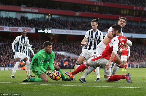 The frontmen tries the giroud bicycle kick. Arsenal 1-0 West Brom: Olivier Giroud scores late winner against resilient Baggies as Arsene ...