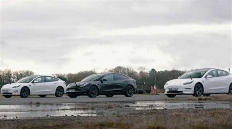 Ένα Drag Race μεταξύ των εκδόσεων του Tesla Model 3