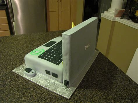 Ann Maries Creative Cakes Computer Cake