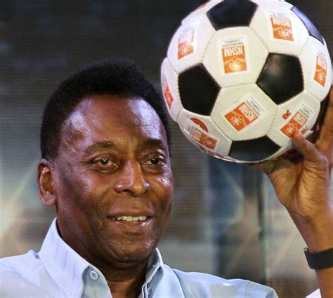 Pele Soccer Legend Files 30m Lawsuit Against Samsung For Improperly