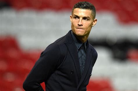 Cristiano Ronaldo Warns Juventus To Respect Manchester United London