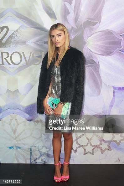 Sarah Ellen Robertson Arrives At The Swarovski Winter Gardens Launch News Photo Getty Images