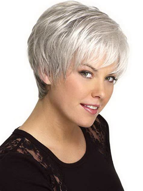 Going gray doesn't mean sacrificing your hair's natural texture and color. Hairstyles for short gray hair