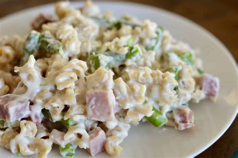 Any short cut pasta will work. Cheesy Ham Asparagus Pasta | One Pot Dinner - This ...