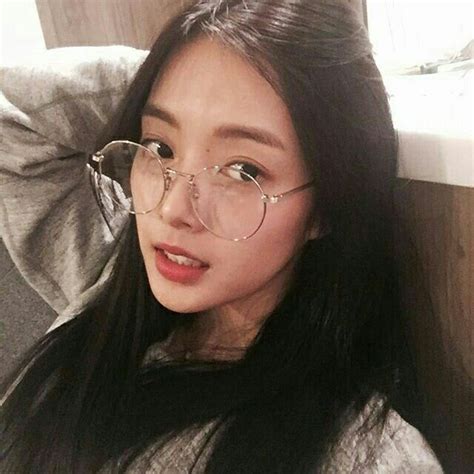 Ulzzang Korean Girl Cute Korean Girl Asian Girl Ulzzang Girl Selca Cute Glasses Girls With