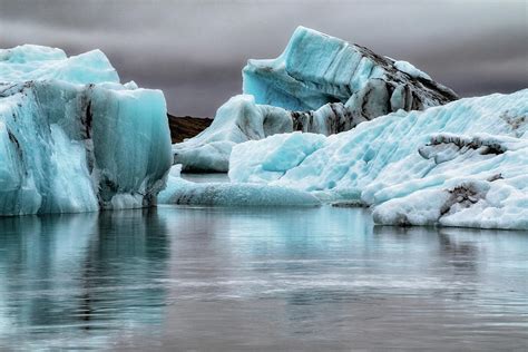 Icebergs Floating In Glacier Lagoon Jokulsarlon Lagoon Iceland
