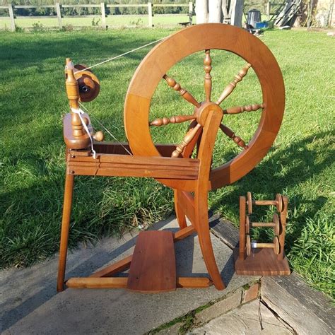 Ashford Traditional Spinning Wheel In Woodbridge Suffolk Gumtree