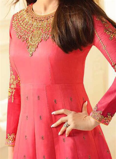 Buy Kareena Kapoor Lace Work Floor Length Anarkali Suit Online 67580