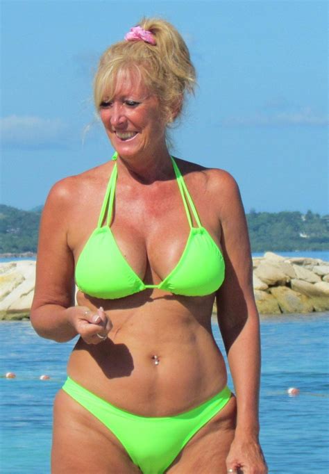 Middle Aged Women In Bikinis Ibikinicyou