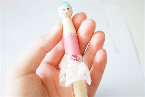 Stellaire Diy Pin Dolls Craft Stick Crafts Fun Crafts Arts And