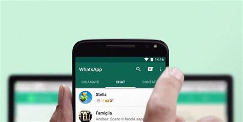 It's almost a direct copy of the mobile app, so using it is a piece of cake. WhatsApp Web senza smartphone: come usarlo con la nuova app