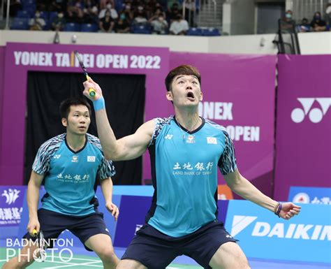 badminton updates on twitter lee yang wang chi lin in action during the quarter finals 📸