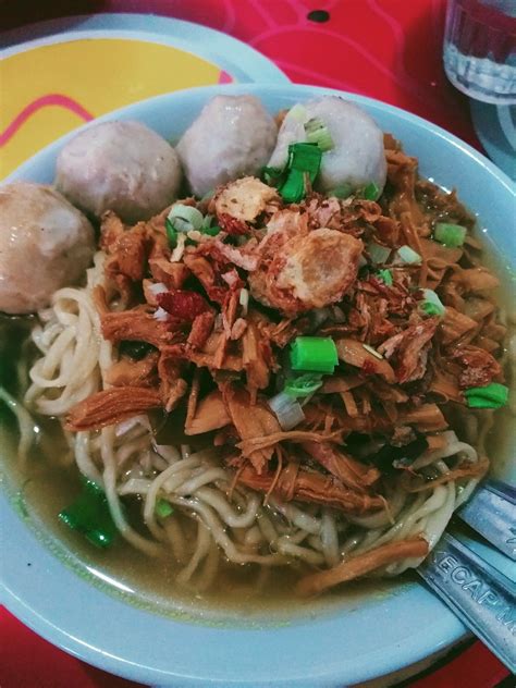 Mie Ayam Bakso | Makanan sehat, Makanan dan minuman, Makanan pedas