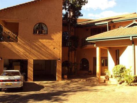 African Mansion Greystone Park Harare Luxury Mansions And Luxury