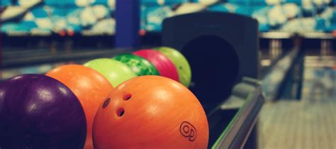 6 Best Bowling Alleys For Families In Los Angeles Mommy Nearest