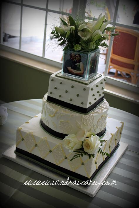 Latest Fabulous Wedding Cakes