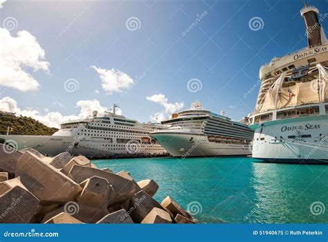 Cruise Ships In St Maarten Editorial Image Image Of Oasis Island