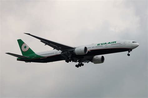 Check spelling or type a new query. 長榮航空 EVA AIR B-16712 777-300ER