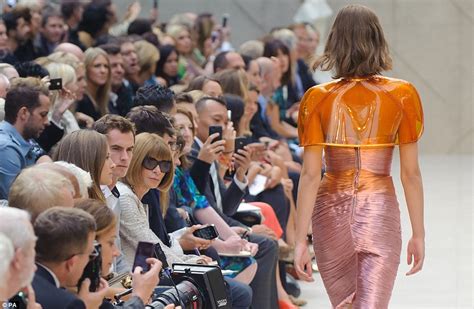 Get Your Front Row Seat For Burberrys London Fashion Week Show By