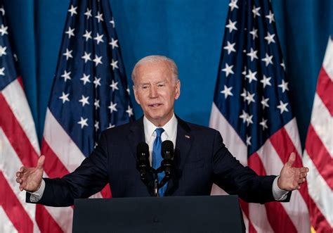 Biden Amplifies Concerns About Democracy In Pre Election Speech
