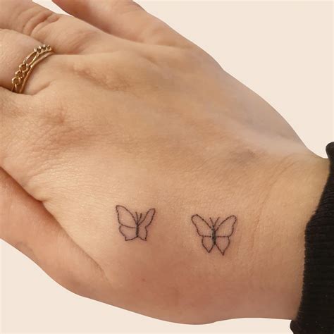 Top 77 Butterflies On Hand Tattoo Super Hot Thtantai2
