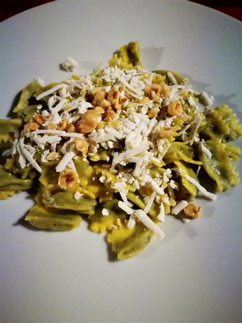 Check spelling or type a new query. Ravioli del plin spadellati al burro con ricotta salata di ...