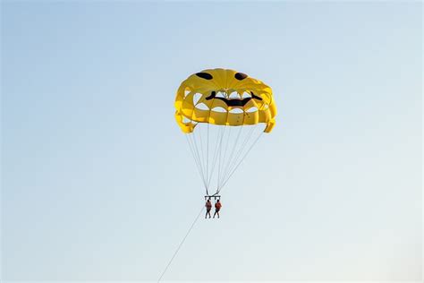 Parachute Skydiving Fun Free Photo On Pixabay Pixabay