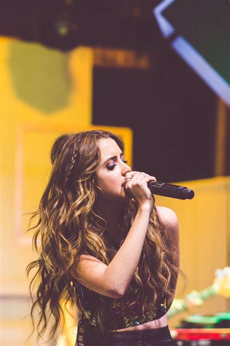 Laura Marano Daily Lmaranodaily Twitter Laura Marano Marano