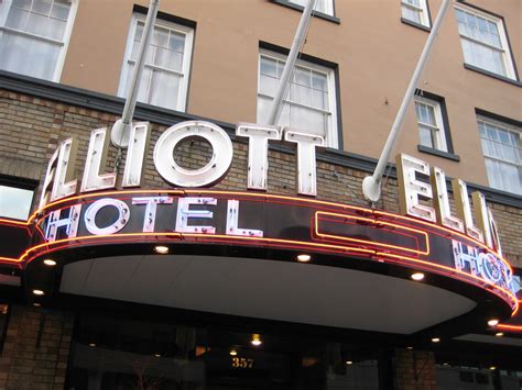 The Elegant Elliott Astorias Hotel Elliott Which Was Our Flickr