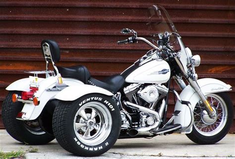 Pin By Tina Bengtson On The Harley Trike Motorcycle Custom Trikes