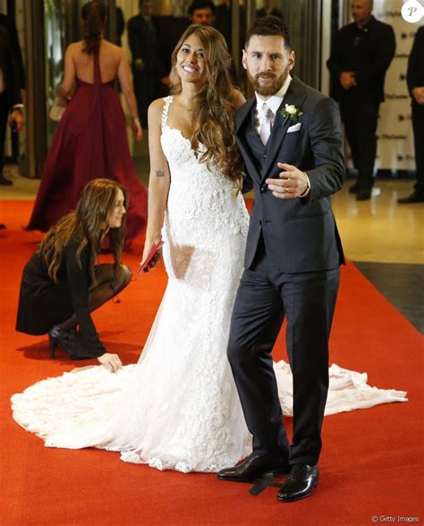 Lionel Messi E Antonella Roccuzzo Se Casaram Em 30 De Junho De 2017 Purepeople