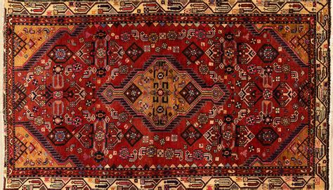 Lot A Persian Hand Knotted Hamadan Rug 220 X 128