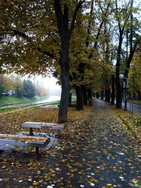 Vilsonovo Sarajevo Bosnia And Herzegovina Autumn Scenes