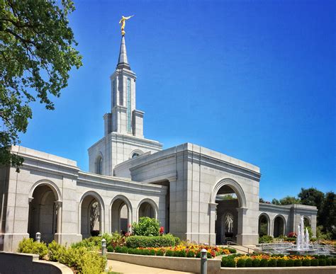 Sacramento California Temple Photograph Gallery