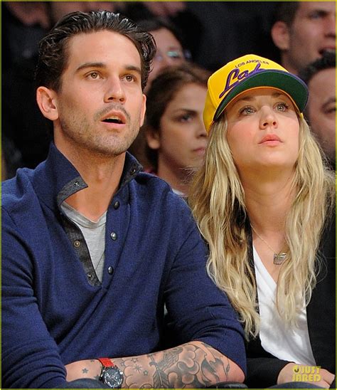 Kaley Cuoco Shows Off Wedding Ring At Lakers Game Photo 3022462 Kaley Cuoco Pictures Just