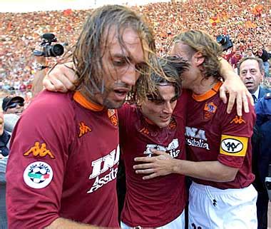 This entry was posted on april 27, 2010 at 8:33 pm and filed under as roma. Walk together Rock together: Nostalgia: AS Roma, Juara ...