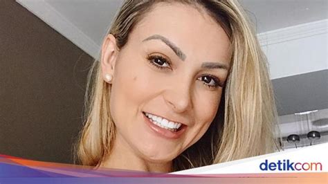 Andressa Urach From Miss Bumbum Model To Preacher And Back Again Her Ups And Downs Of Faith
