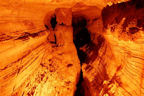 Largest And Longest Caves In India Belum Caves Andhra