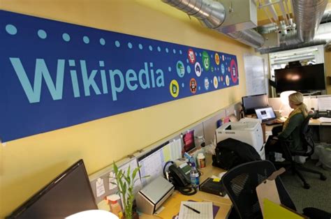 Russias Wikipedia Ban Lifted After Only A Few Hours