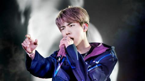 Kuis bts terbaru 2020 | seberapa army kah kamu? BTS: Jin presentó su nuevo micrófono y ARMY tuvo opiniones ...